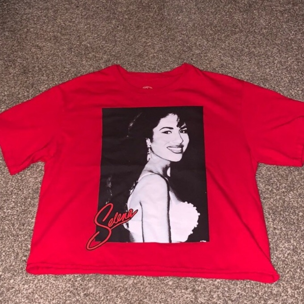 A crop top